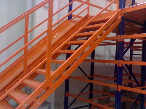 ��¥����