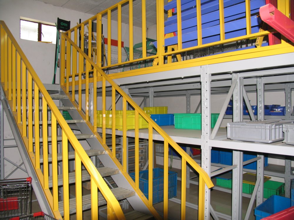 ��¥����